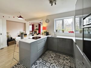 Kitchen/Diner- click for photo gallery